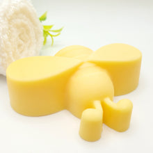 Load image into Gallery viewer, Hello Sunshine Honey Bee Soap - Goats Milk &amp; Honey Soap - Fresh Summer Aroma
