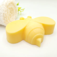 Load image into Gallery viewer, Hello Sunshine Honey Bee Soap - Goats Milk &amp; Honey Soap - Fresh Summer Aroma
