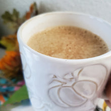 Load image into Gallery viewer, Pumpkin Spice Honey - Latte Mix
