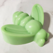 Load image into Gallery viewer, Limited Release! Holiday Honey Soap Sampler with FREE Wooden Soap Tray
